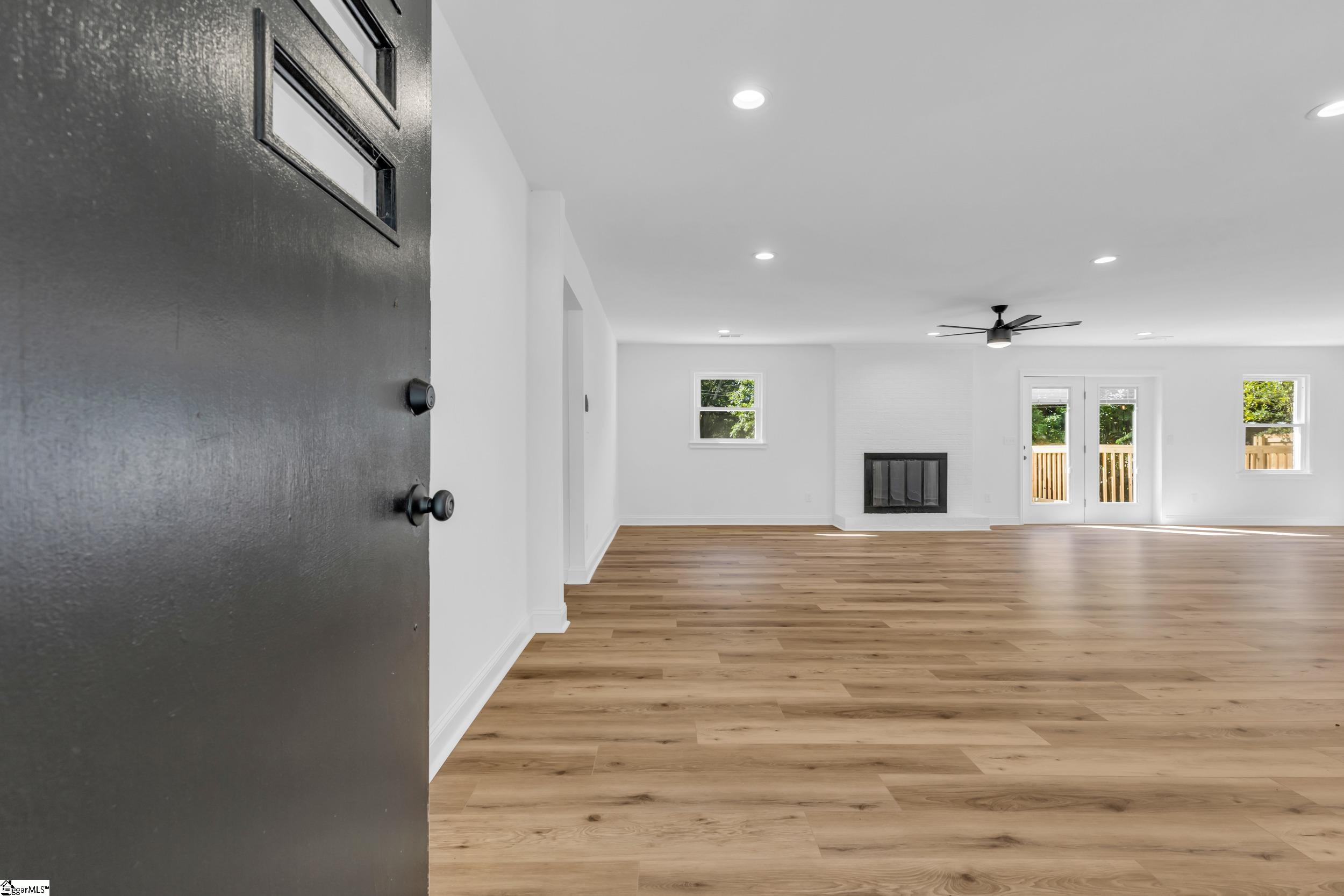 2 Melbourne Lane Greenville, SC 29615 - Photo 2 of 47