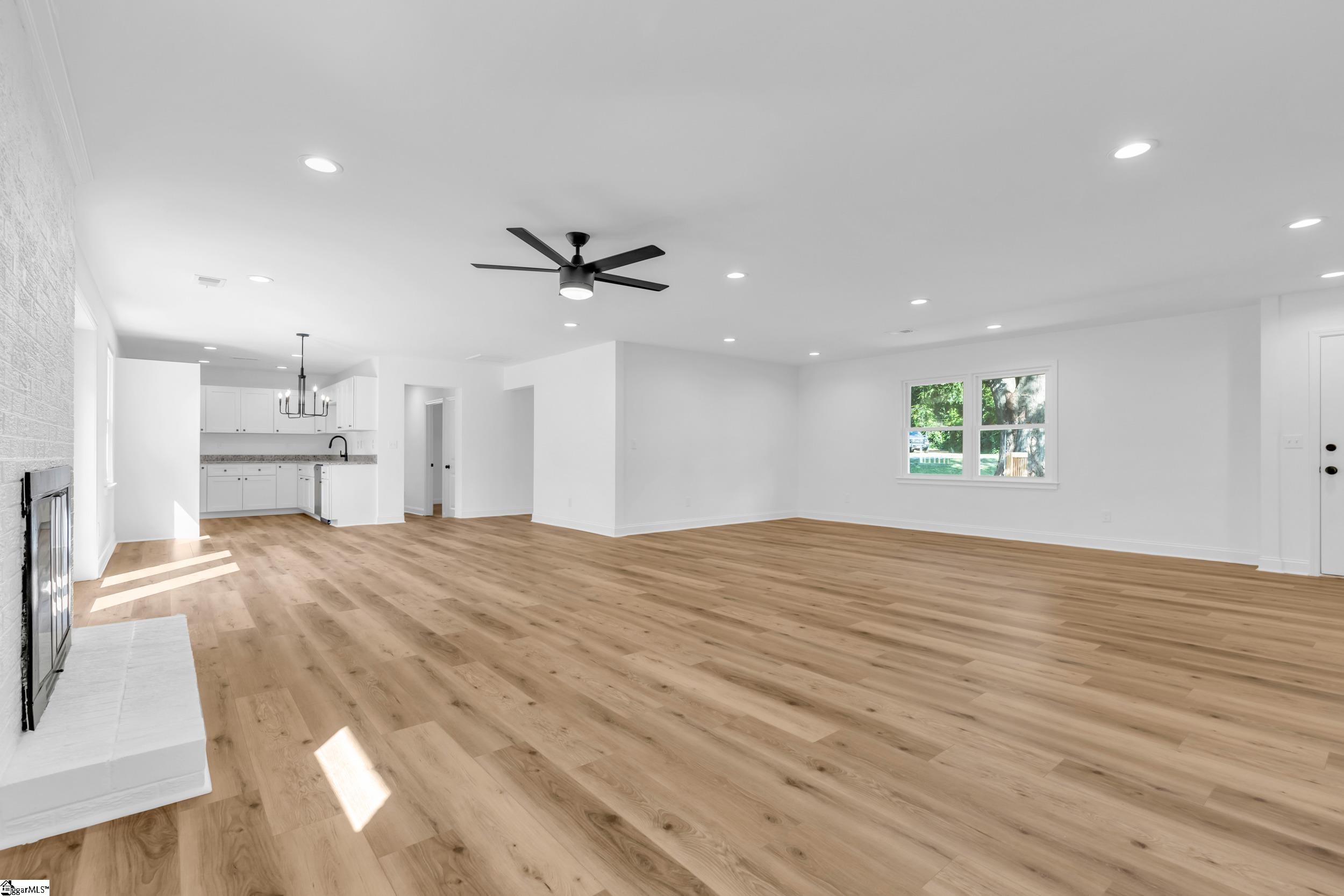 2 Melbourne Lane Greenville, SC 29615 - Photo 9 of 47