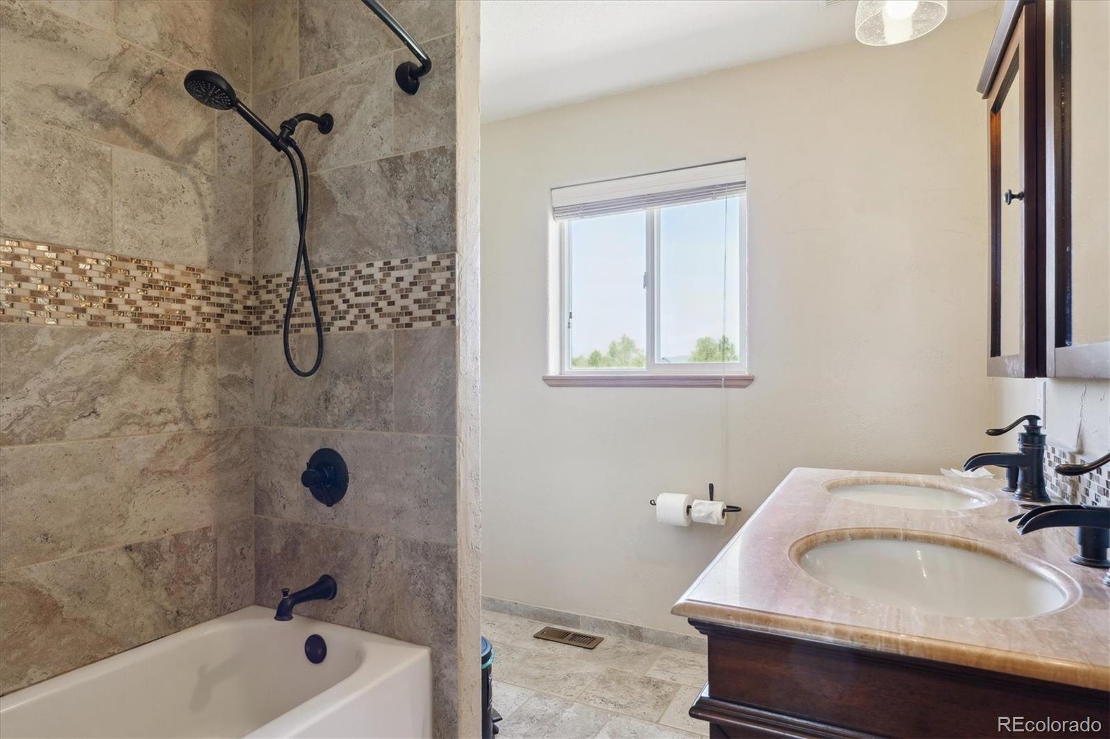 2146 Savage Road Elizabeth, CO 80107 - Photo 19 of 41 Gallery Image 19