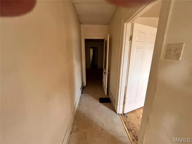 $1 | 4149 Labadie Avenue, St. Louis, MO 63115