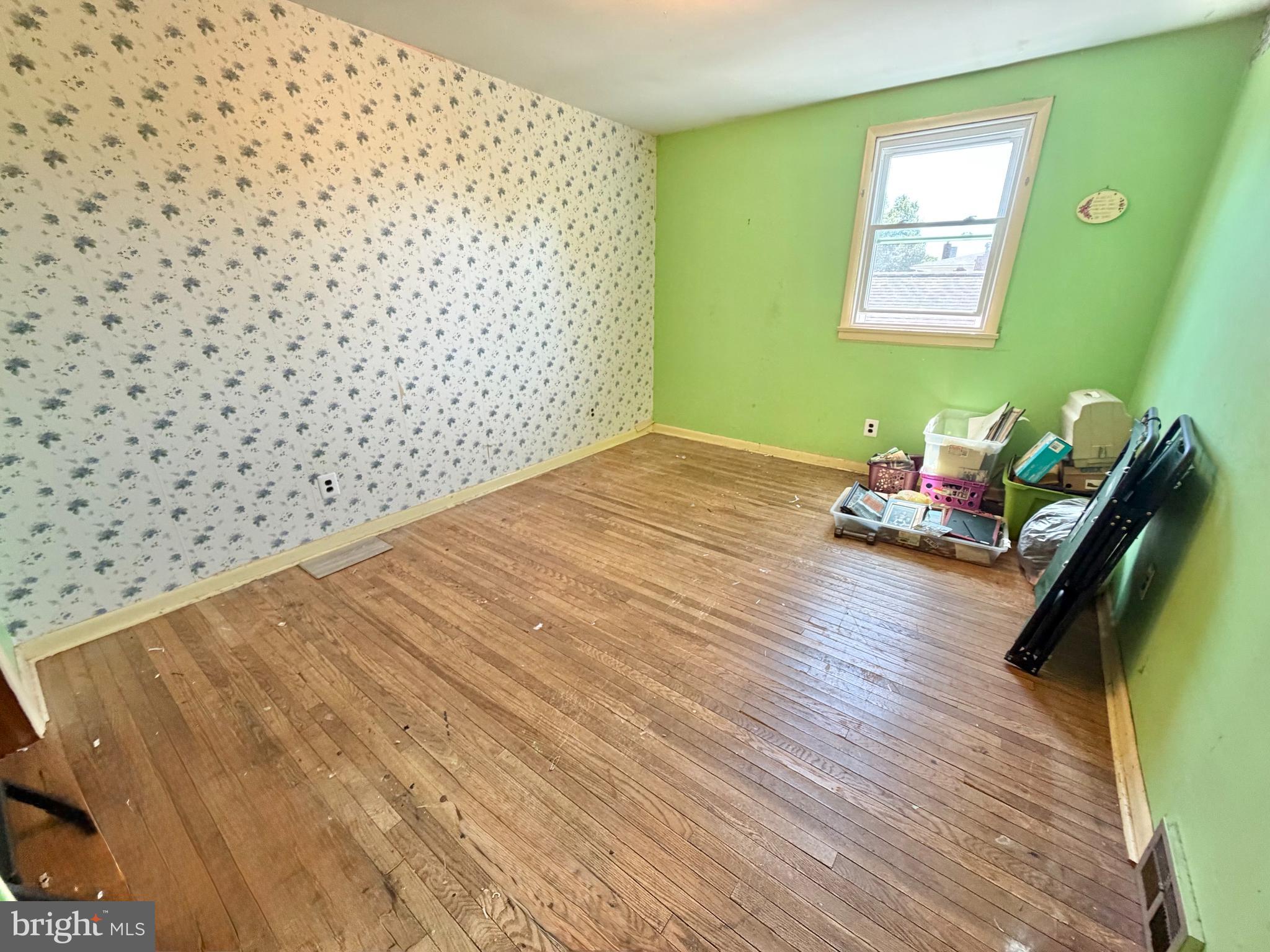 130 Kinsman Road Florence, NJ 08518 - Photo 20 of 36 Bedroom 6