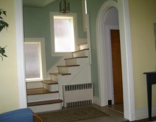 6553 Darlington Road Pittsburgh, PA 15217 - Photo 3 of 10 View.