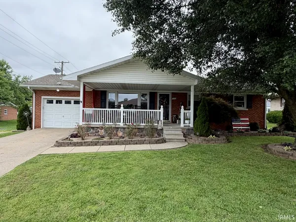 $253,500 | 700 East Ulen Street, Fort Branch, IN 47648