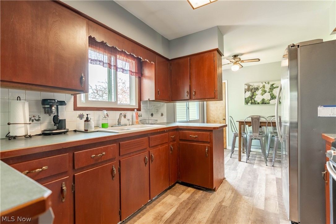 1073 Fixler Road Wadsworth, OH 44281 - Photo 8 of 28