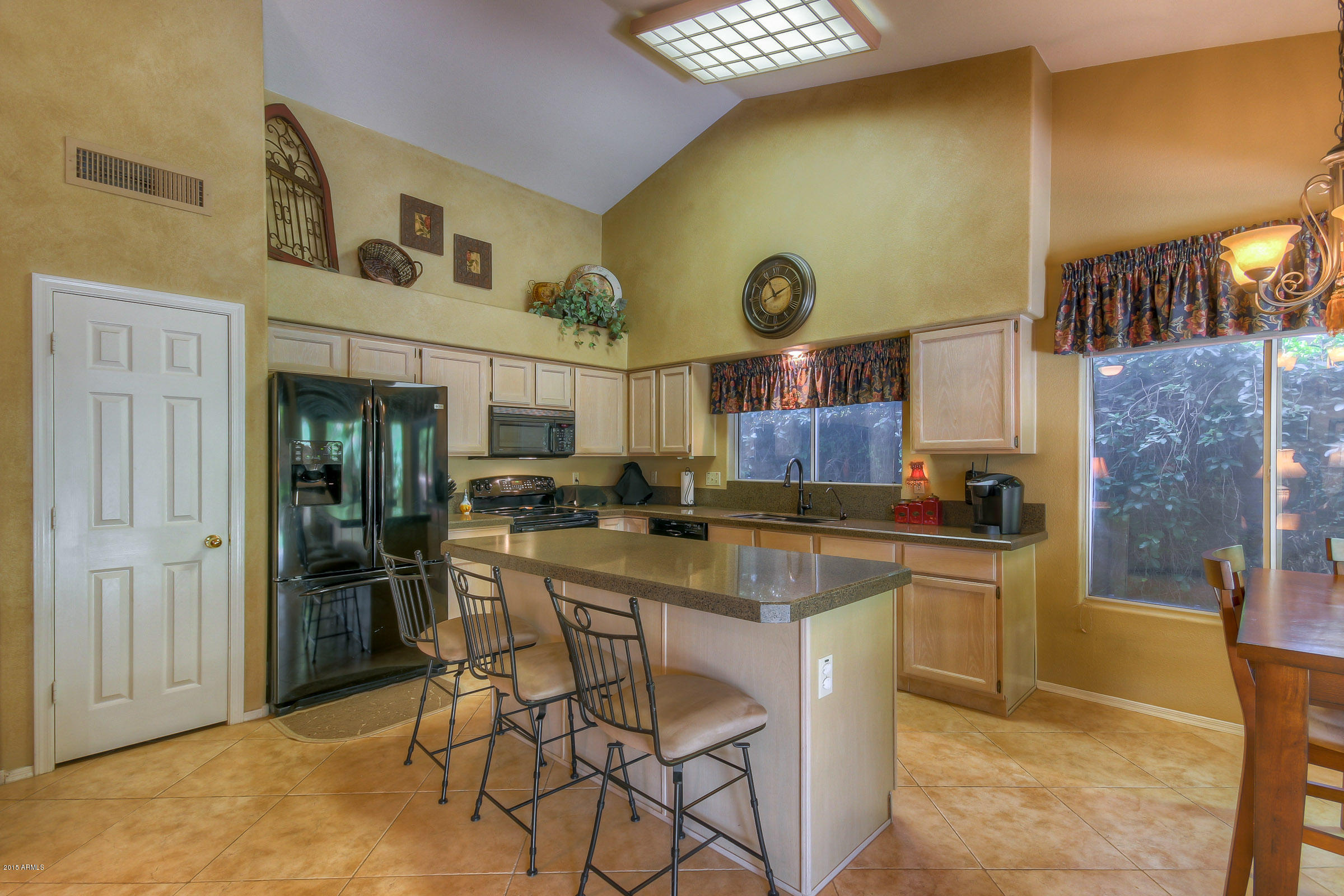 4226 East Rockledge Road Phoenix, AZ 85044 - Photo 8 of 58 Breakfast Bar