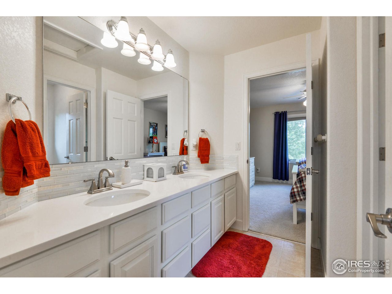 6236 Rookery Road Fort Collins, CO 80528 - Photo 24 of 40 Jack N Jill Bathroom