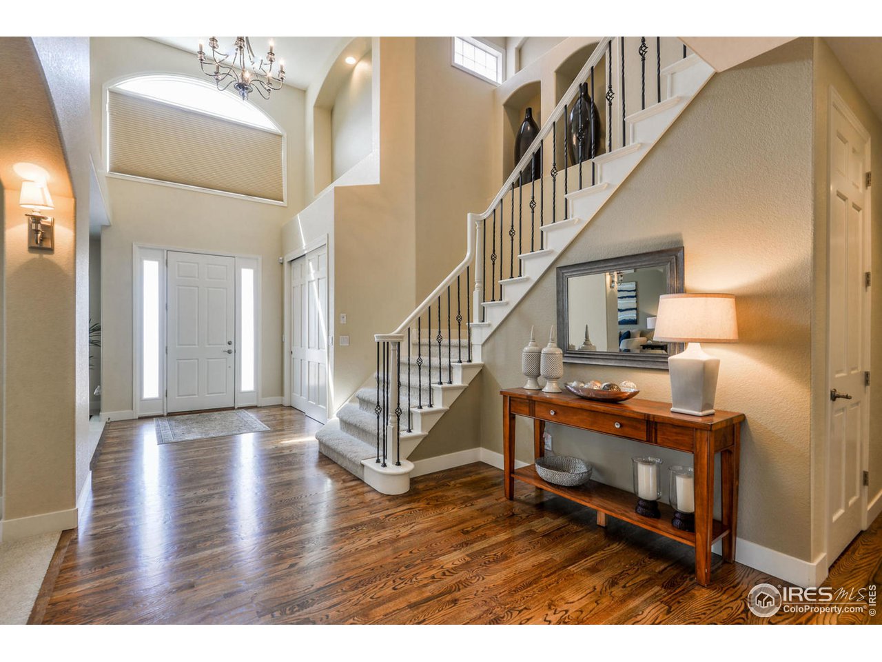 6236 Rookery Road Fort Collins, CO 80528 - Photo 4 of 40 Foyer