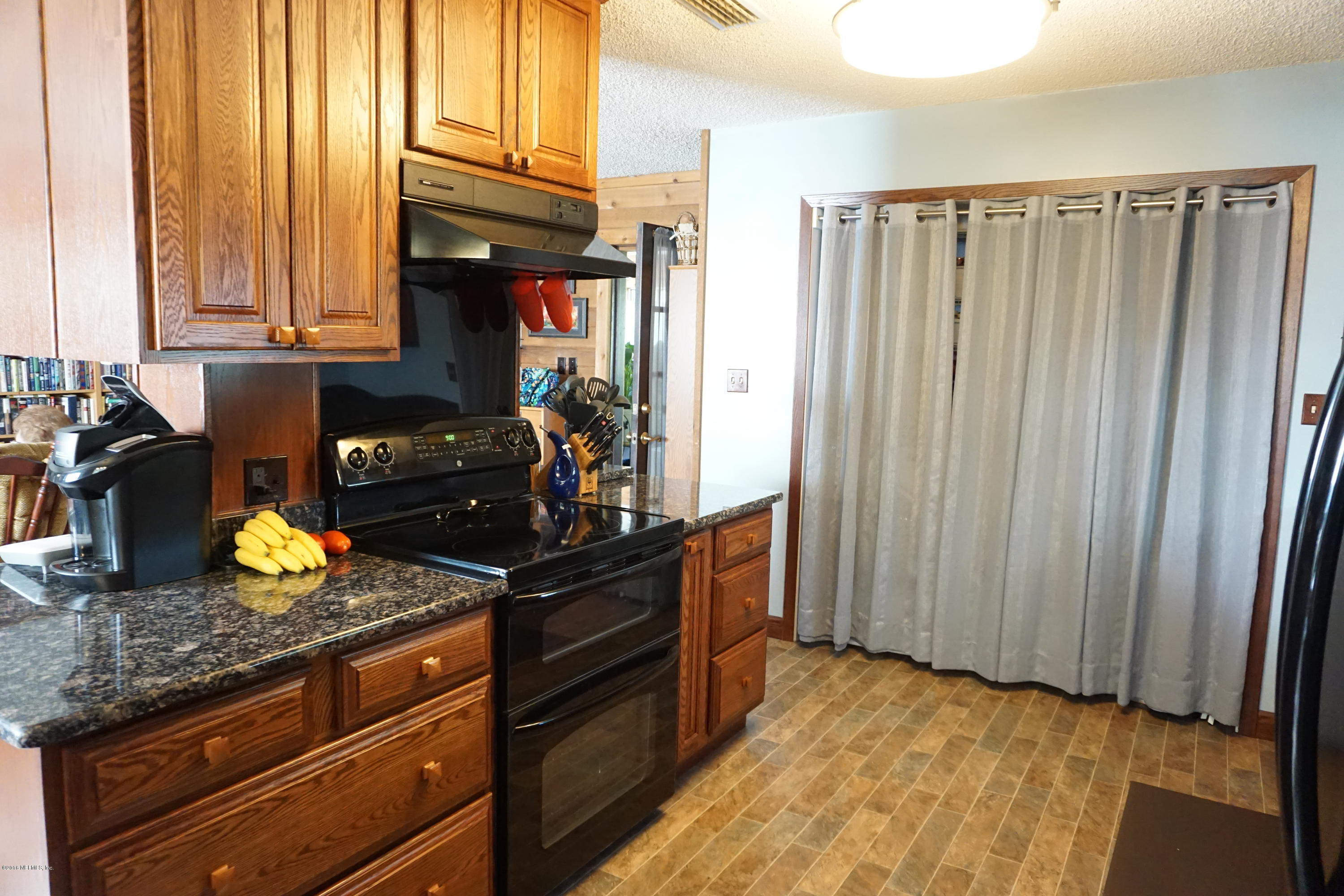 1401 Ree Street Starke, FL 32091 - Photo 11 of 27 Kitchen