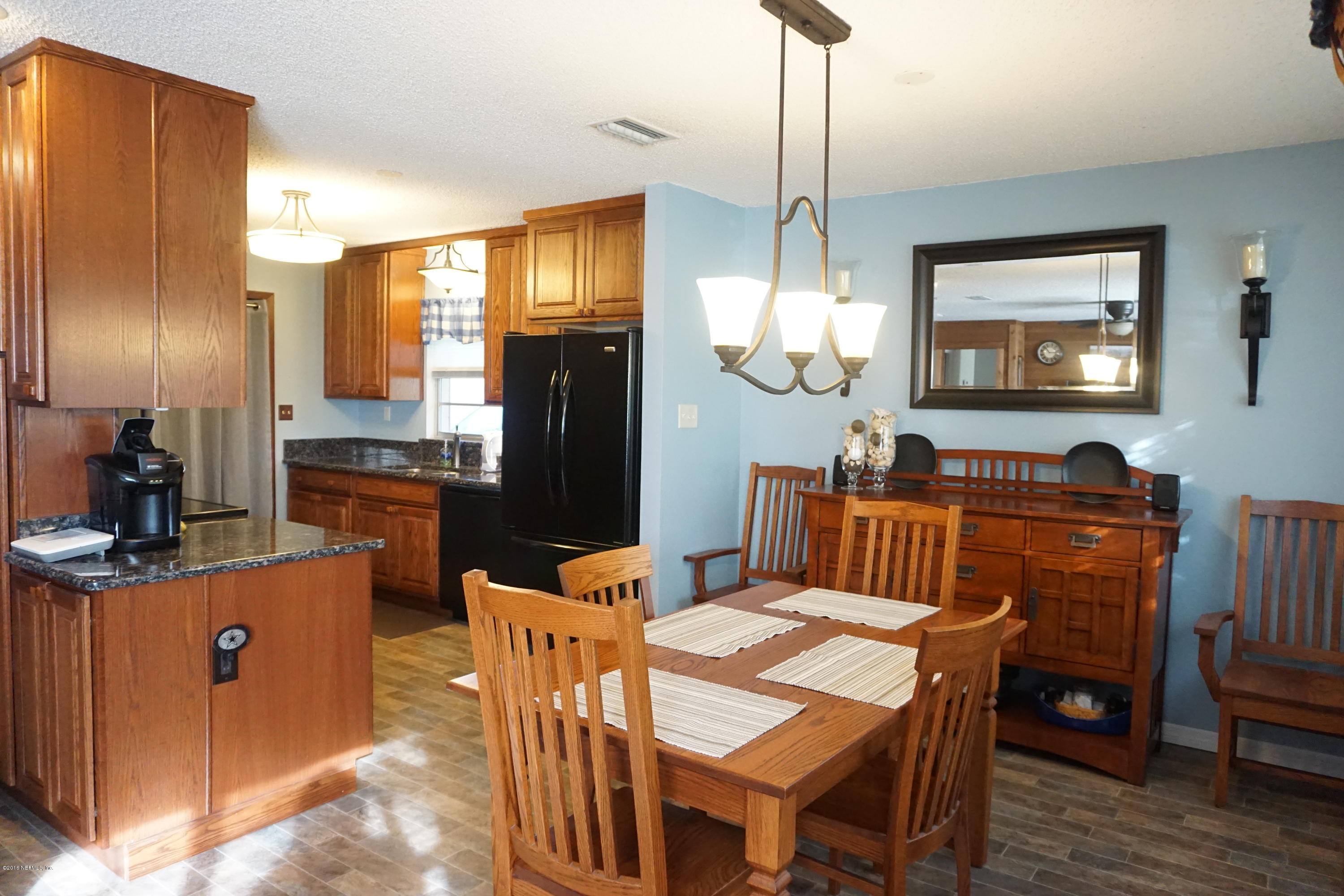 1401 Ree Street Starke, FL 32091 - Photo 10 of 27 Dining Room to Kitchen