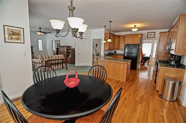 43 Highridge Road Bellingham, MA 02019 - Photo 10 of 30 Gallery Image 10
