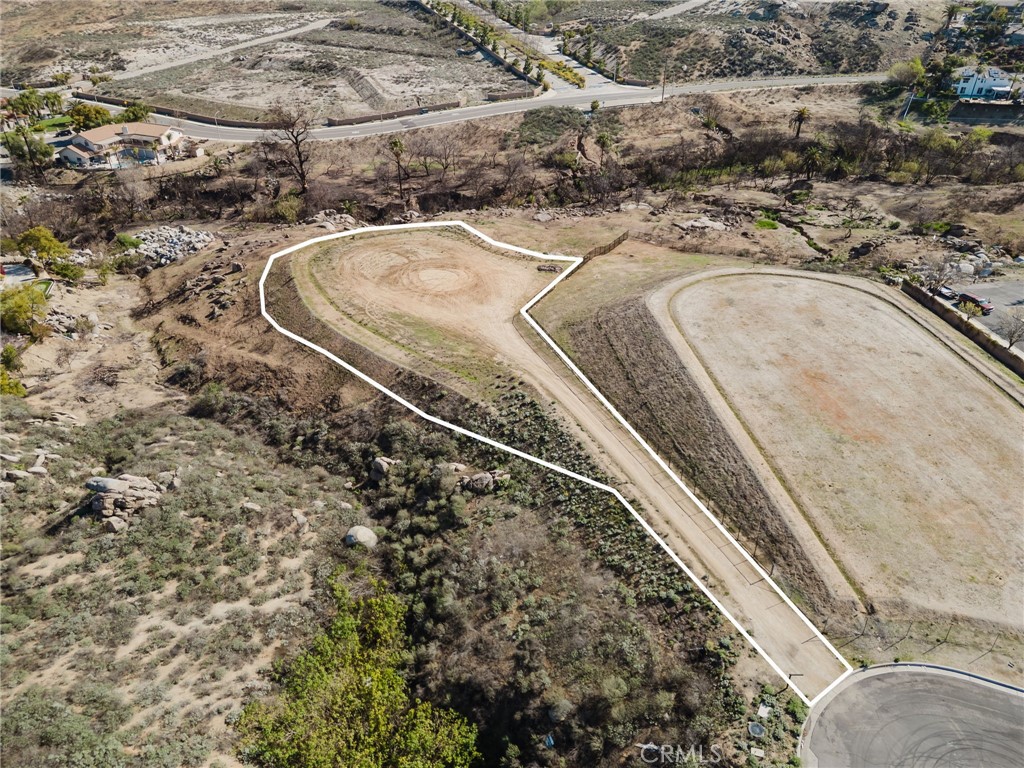 7282 Magnon Court Riverside, CA 92506 - Photo 2 of 15 a view of a yard with a sink