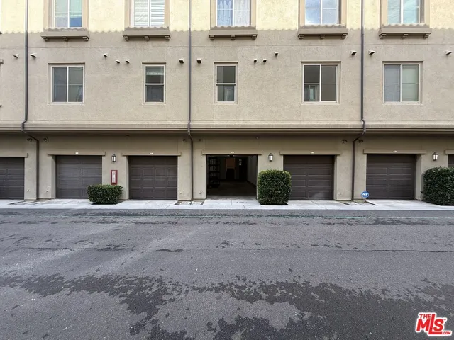 $918,000 | 65 Plateau, Irvine, CA 92618