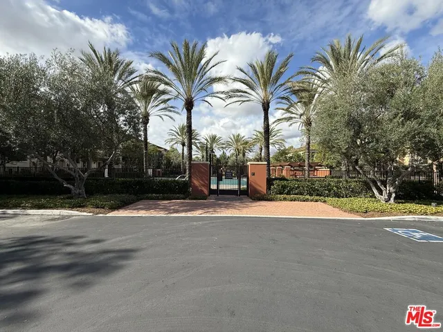 $918,000 | 65 Plateau, Irvine, CA 92618