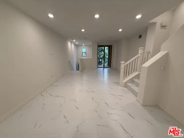 $918,000 | 65 Plateau, Irvine, CA 92618