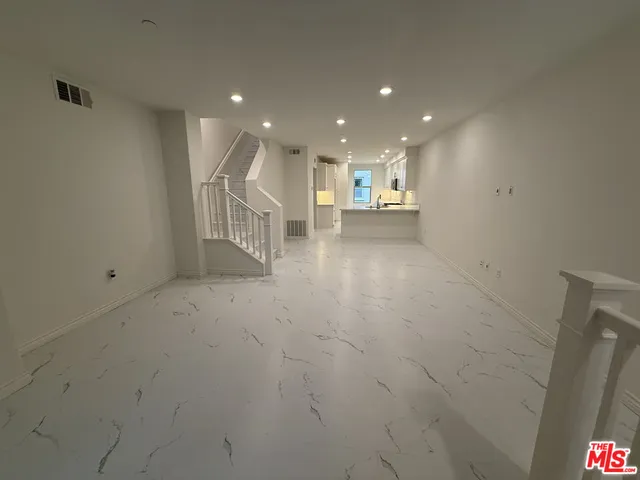 $918,000 | 65 Plateau, Irvine, CA 92618