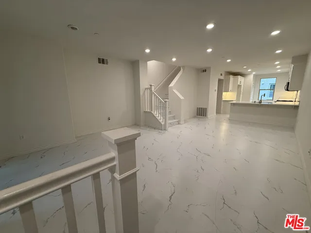 $918,000 | 65 Plateau, Irvine, CA 92618