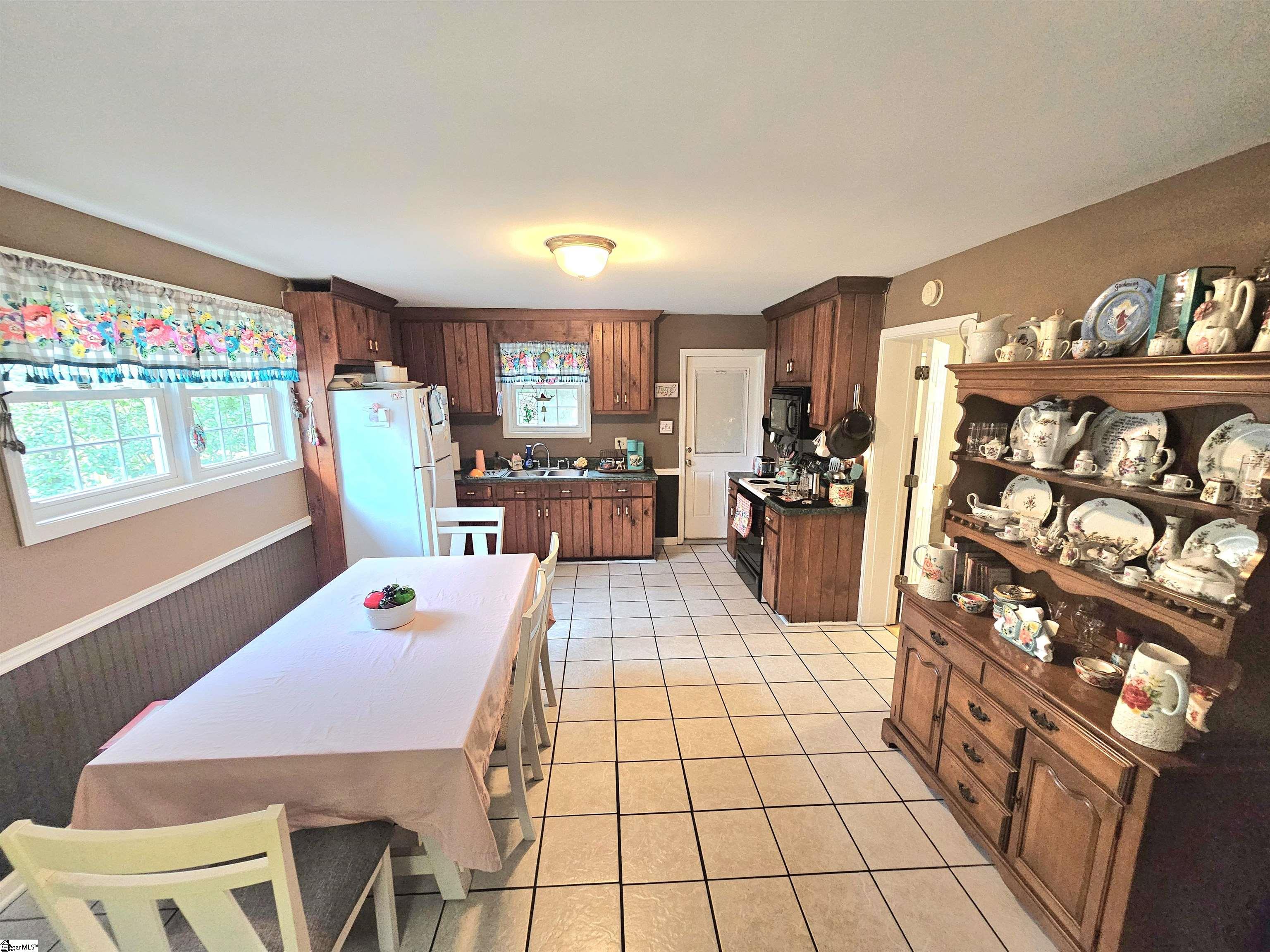 12 Littlefield Street Inman, SC 29349 - Photo 4 of 11