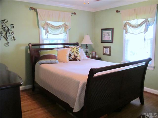2912 Oberlin Road Raleigh, NC 27608 - Photo 15 of 25