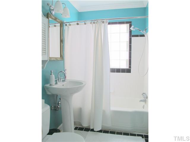 2912 Oberlin Road Raleigh, NC 27608 - Photo 17 of 25
