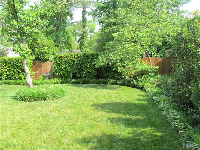 2912 Oberlin Road Raleigh, NC 27608 - Photo 22 of 25