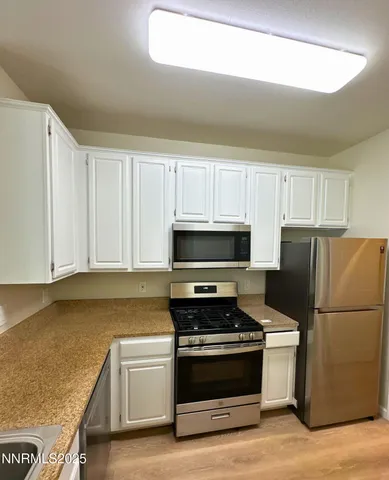 $2,100 | 900 South Meadows Parkway, Unit 623, Reno, NV 89521