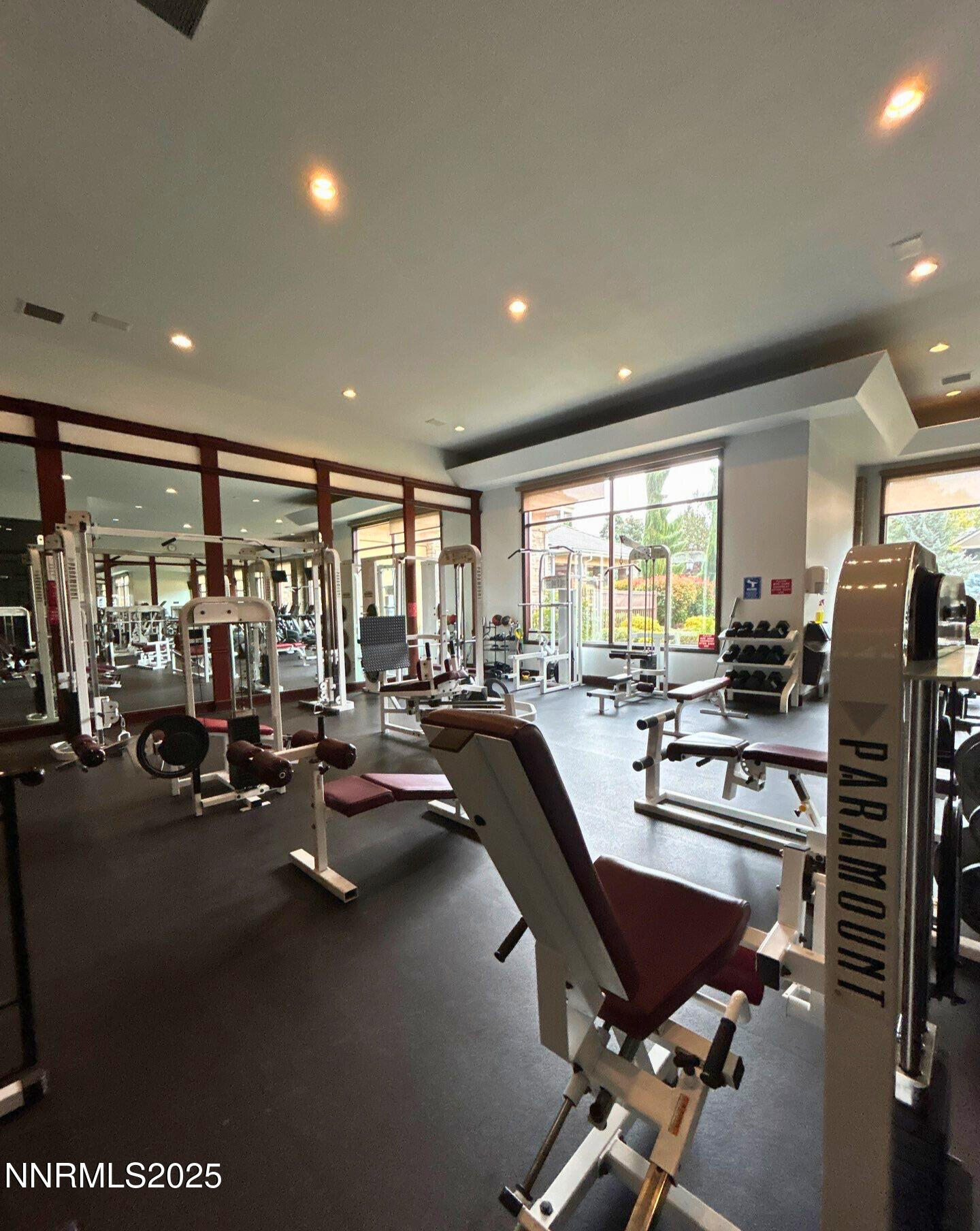 900 South Meadows Parkway, Unit 623 Reno, NV 89521 - Photo 5 of 24 down-net_http20251015-81-9oslo0 - Edited