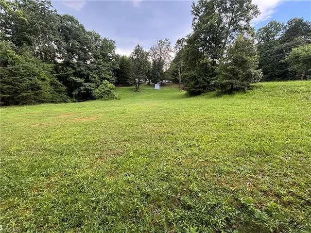 $224,900 | 1283 Gene Martin Road, Walnut Cove, NC 27052