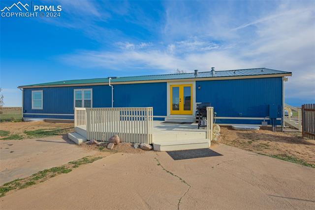 19290 Loop Road Colorado Springs, CO 80928 - Photo 28 of 39 View of manufactured / mobile home