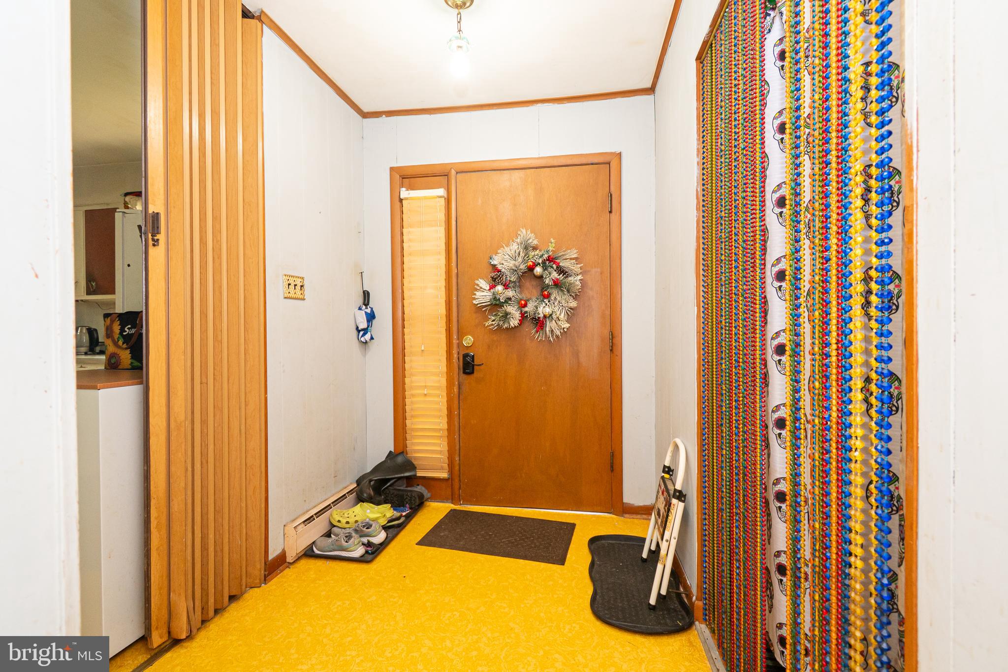 16308 Brandywine Road Brandywine, MD 20613 - Photo 19 of 27 a bathroom with a window and a shower