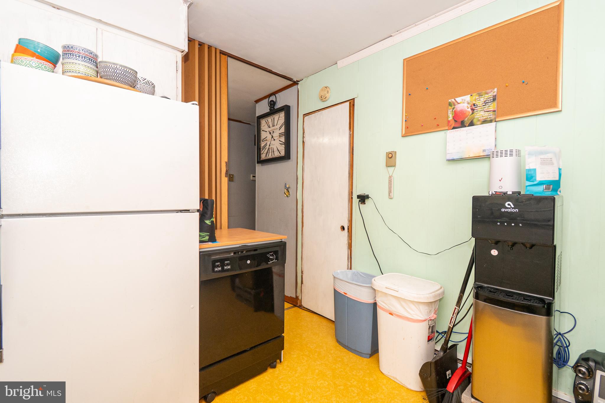 16308 Brandywine Road Brandywine, MD 20613 - Photo 3 of 27 a view of a storage & utility room