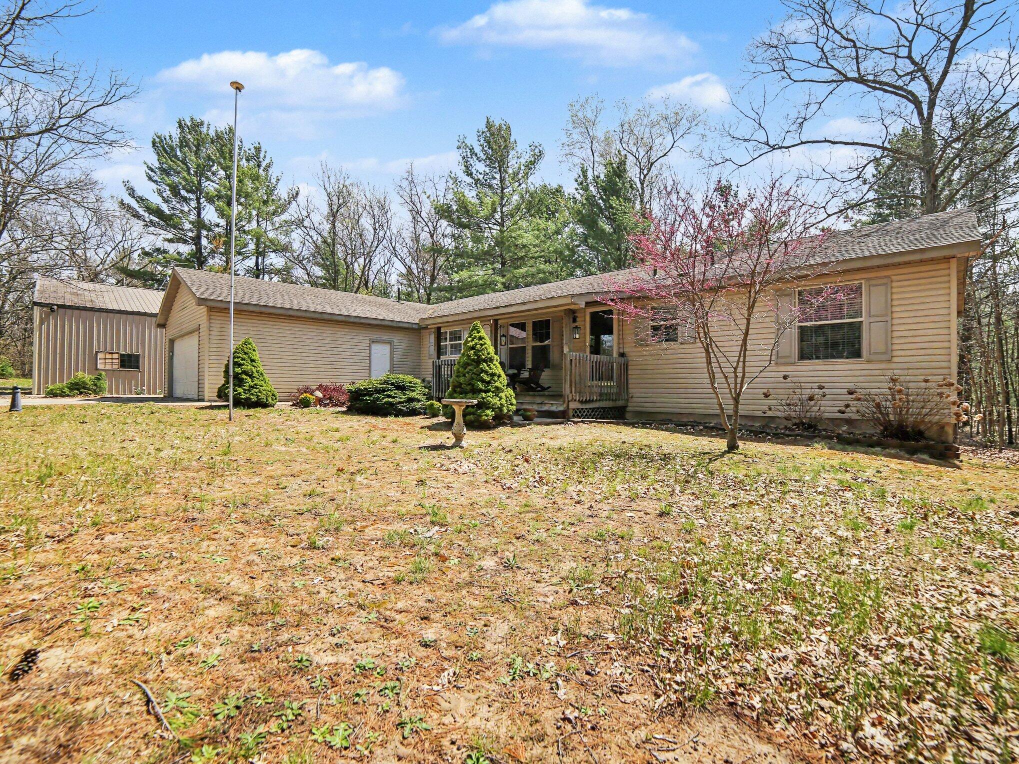 4905 Wayne Road Pentwater, MI 49449 - Photo 21 of 35 Front 2
