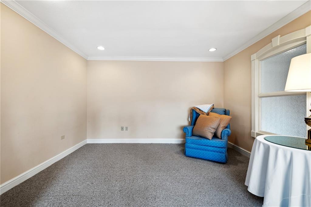 128 North Craig Street, Unit 901 Pittsburgh, PA 15213 - Photo 16 of 27