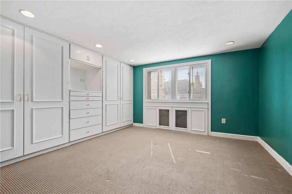 128 North Craig Street, Unit 901 Pittsburgh, PA 15213 - Photo 19 of 27