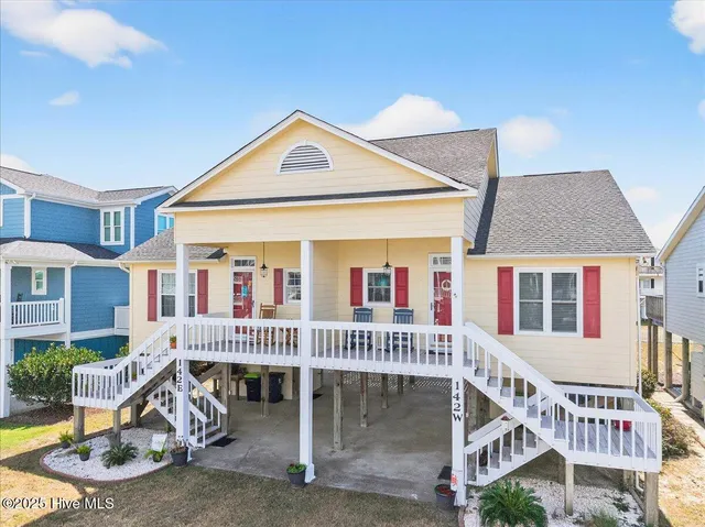 $475,000 | 142 Brunswick Avenue East, Unit B, Holden Beach, NC 28462