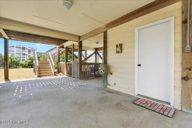 $475,000 | 142 Brunswick Avenue East, Unit B, Holden Beach, NC 28462