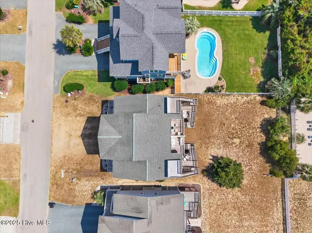 $475,000 | 142 Brunswick Avenue East, Unit B, Holden Beach, NC 28462