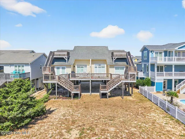 $475,000 | 142 Brunswick Avenue East, Unit B, Holden Beach, NC 28462