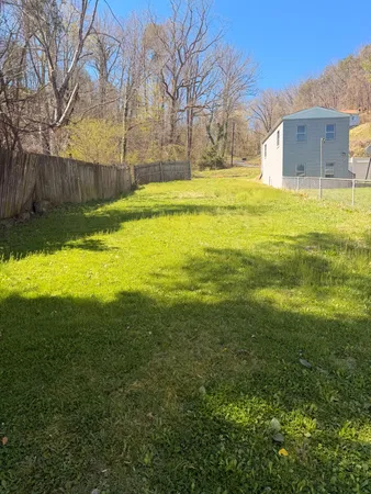 $155,000 | 225 Roxbury Street, Clifton Forge, VA 24422