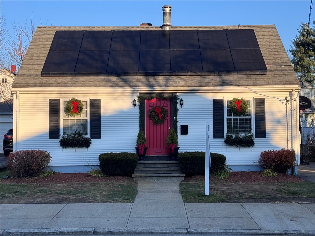 59 Petteys Avenue Providence, RI 02909 - Photo 1 of 35