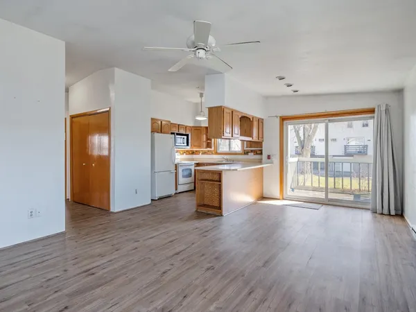 $214,900 | 1105 Mckenna, Unit H, Madison, WI 53719