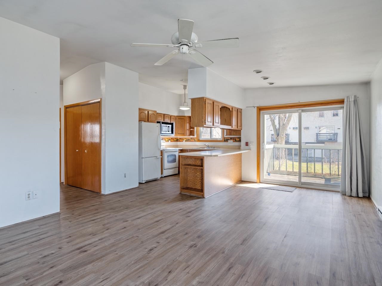 1105 Mckenna, Unit H Madison, WI 53719 - Photo 7 of 21