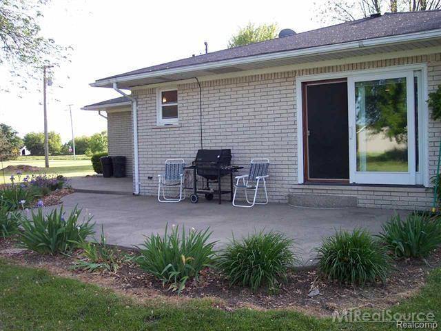 298 Howell Road Allenton, MI 48002 - Photo 16 of 19 h16.jpg