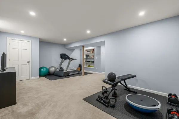 $1,995,000 | 5 Mark Lane, Milton, MA 02186
