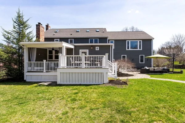 $1,995,000 | 5 Mark Lane, Milton, MA 02186
