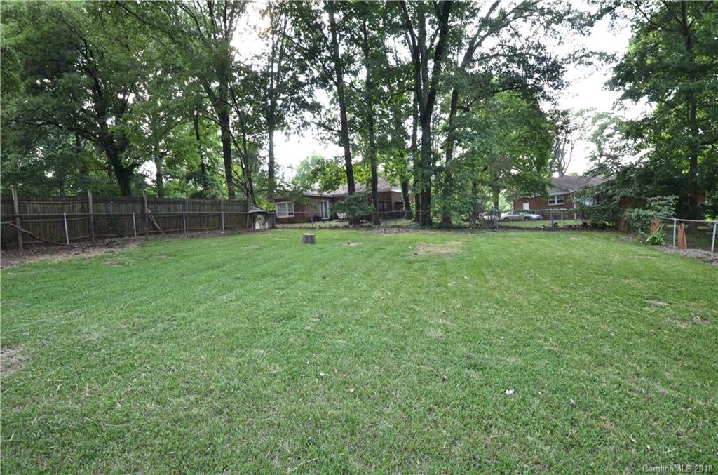 1424 Ranch Road Charlotte, NC 28208 - Photo 17 of 17 Gallery Image 17