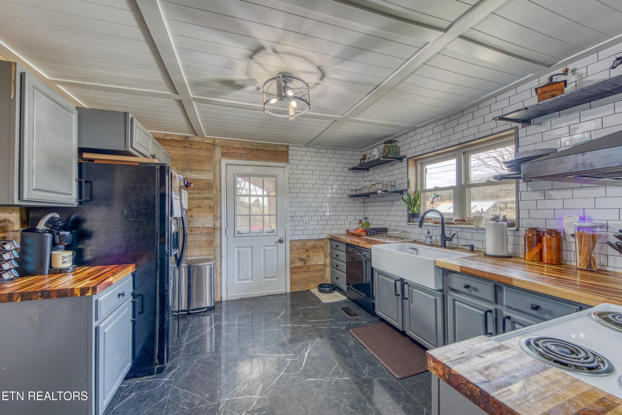 2415 Riddle Road New Market, TN 37820 - Photo 10 of 41 Gallery Image 10