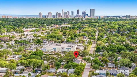 a picture of city view