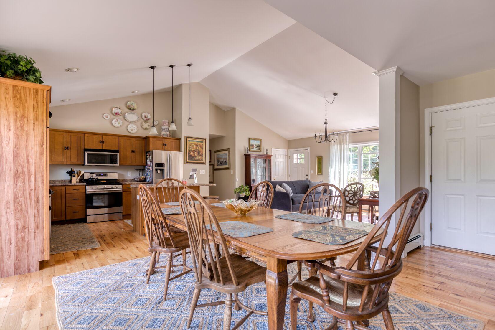 425 Fish Street Leeds, ME 04263 - Photo 5 of 38 UrvrE5vQ