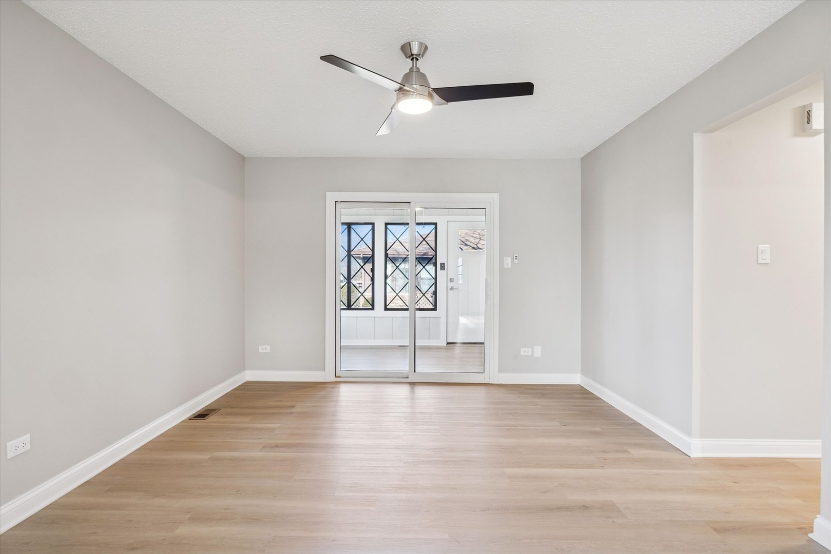 819 Shagbark Road New Lenox, IL 60451 - Photo 8 of 31