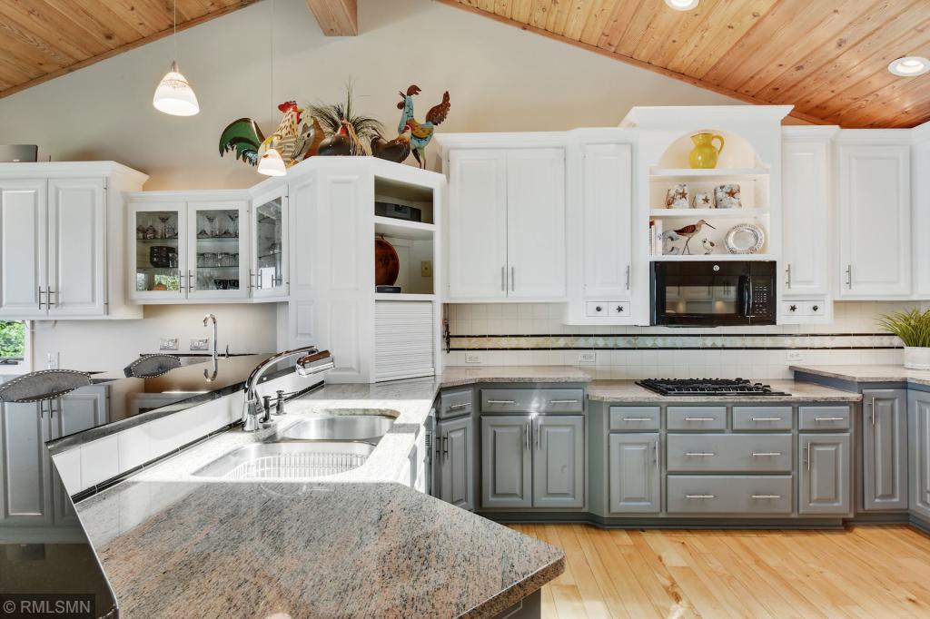 5480 Howards Point Road Shorewood, MN 55331 - Photo 28 of 67